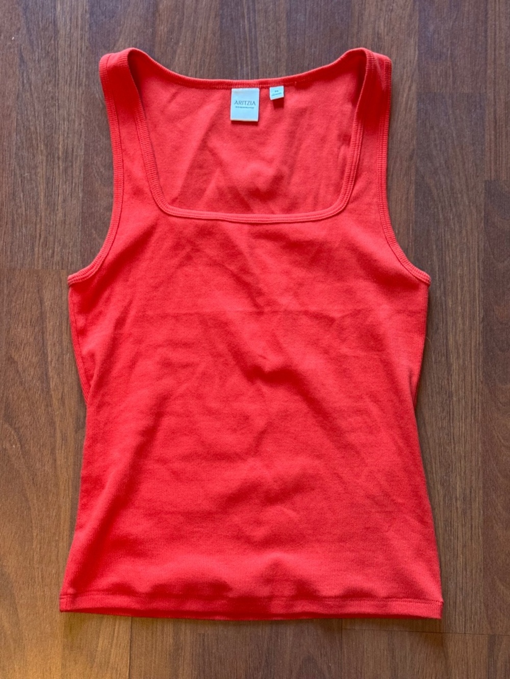 Aritzia Homestretch Rib Essentials Red Tank -sz. large - NWOT
